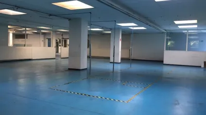 À VENDRE : Tènement industriel de 4 200 m² sur terrain de 6 700 m² à ROCHE-LA-MOLIERE - Offre immobilière - Arthur Loyd