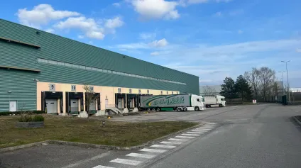 Plateforme logistique sur ST VULBAS - Offre immobilière - Arthur Loyd
