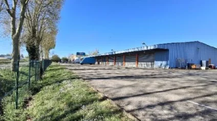 Messagerie à vendre au nord de Lyon - Offre immobilière - Arthur Loyd