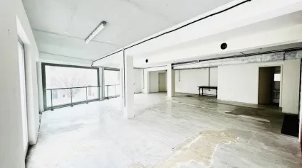 BUREAUX à LOUER de 131 m² - Offre immobilière - Arthur Loyd