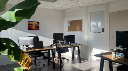 Une surface de bureaux de 65 m2 avec 2 places de parking - Vallée des Vignes d'Amiens ! À louer - Offre immobilière - Arthur Loyd