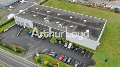 Local activité - 2 315 m² - A LOUER - Offre immobilière - Arthur Loyd