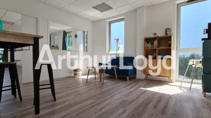 Bureaux à louer 166 m² MONDEVILLE - Offre immobilière - Arthur Loyd