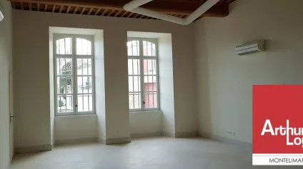 A LOUER - BOLLENE (84) - BUREAUX DE STANDING D'ENVIRON 84 m2 DANS UNE HÔTEL PARTICULIER - Offre immobilière - Arthur Loyd