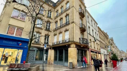LOCAL COMMERCIAL à LOUER de 841.5 m² - Offre immobilière - Arthur Loyd