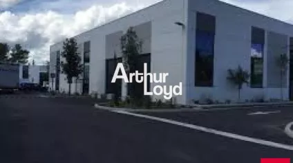 Locaux commerciaux neufs 566 m² divisibles 187 m² et 379 m² - Mougins - Offre immobilière - Arthur Loyd
