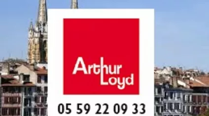 BAYONNE CENTRE - local commercial 85 m² - A VOIR SANS TARDER - Offre immobilière - Arthur Loyd