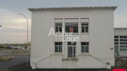 A LOUER - DEOLS Aéroport - BUREAUX 200m² - Offre immobilière - Arthur Loyd