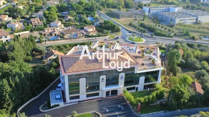 Bureaux Prime 280 m² à louer Grasse - Terrasse privative 250 m² - Offre immobilière - Arthur Loyd