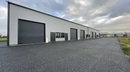 Locaux d'activité à vendre à EPAIGNES 27260 - Offre immobilière - Arthur Loyd