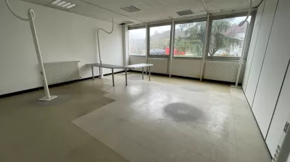 Bureaux à louer à MENILLES 27120 - Offre immobilière - Arthur Loyd