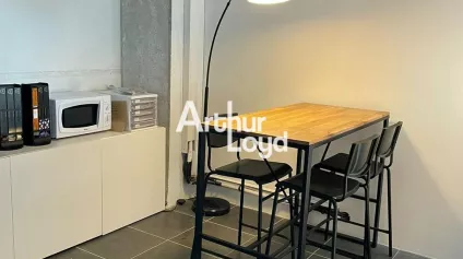 Bureaux à louer 52 m² au 1er étage - Quartier affaires Puget-sur-Argens - Offre immobilière - Arthur Loyd