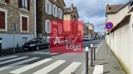 Bureau proche de la Gare de Melun - Offre immobilière - Arthur Loyd