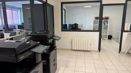 LA RICHE BUREAUX A LOUER 200 M² PROXIMITE PERIPHERIQUE STATIONNEMENT FACILE - Offre immobilière - Arthur Loyd