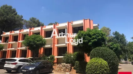 Bureaux 83.48 m² en R+1 à louer Sophia Antipolis - Offre immobilière - Arthur Loyd