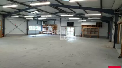 FERTE BEAUHARNAIS-LAMOTTE - LOCATION LOCAL D'ACTIVITE DE 825 M² - STOCKAGE, ATELIER - Offre immobilière - Arthur Loyd