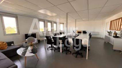 BUREAUX CAEN NORD A VENDRE 221M² - Offre immobilière - Arthur Loyd