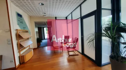 CLERMONT-FERRAND LA PARDIEU A LOUER BUREAUX 1142 M² - PARKING 45 PLACES - Offre immobilière - Arthur Loyd