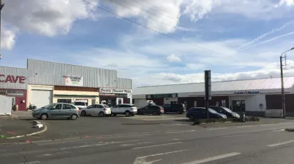 Local d'activité Niort 500 m2 - Offre immobilière - Arthur Loyd