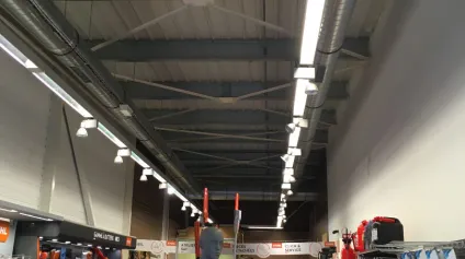 Local commercial 175 m² zone d'activité Saint Junien - Offre immobilière - Arthur Loyd