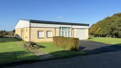 BUREAUX location à LA FRENAYE 76170 - Offre immobilière - Arthur Loyd