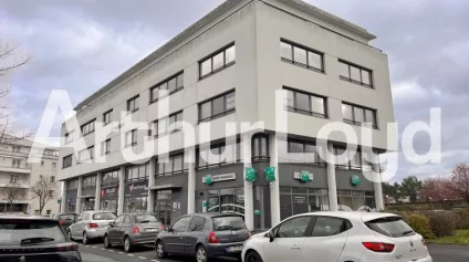 Bel immeuble tertiaire - Plateau de bureaux 172 m² - Offre immobilière - Arthur Loyd