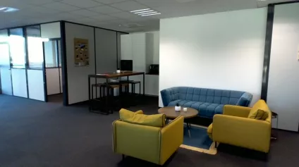 Bureaux PMR avec vue mer à louer - ATHELIA IV - La Ciotat - Offre immobilière - Arthur Loyd