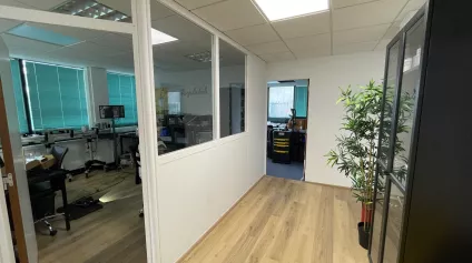 A LOUER A VENDRE BUREAUX 110 M2 COMPIEGNE CENTRE-VILLE - Offre immobilière - Arthur Loyd