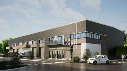 Entrepôt neuf avec mezzanine à louer - Offre immobilière - Arthur Loyd