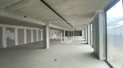 Bureaux neufs au pied de la gare - Offre immobilière - Arthur Loyd