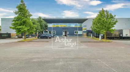 Bâtiment en pleine propriété à louer - Offre immobilière - Arthur Loyd