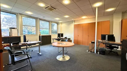 Bureaux à louer à SENLIS 60300 - Offre immobilière - Arthur Loyd