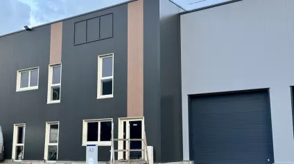 LOCAL D'ACTIVITE - ENTREPOT location à MONTIVILLIERS 76290 - Offre immobilière - Arthur Loyd