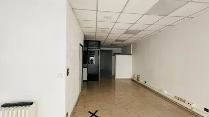 A LOUER - COMMERCE/BUREAUX - COMPIEGNE - 110M2 - Offre immobilière - Arthur Loyd