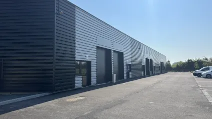 Locaux d'activité à louer à MARTIN EGLISE 76370 - Offre immobilière - Arthur Loyd