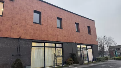 À louer - 2 cellules mixtes showroom / entrepôt / bureaux - Zone de la Pilaterie - Emplacement stratégique à proximité des principaux axes, station de métro à 200 m - Offre immobilière - Arthur Loyd