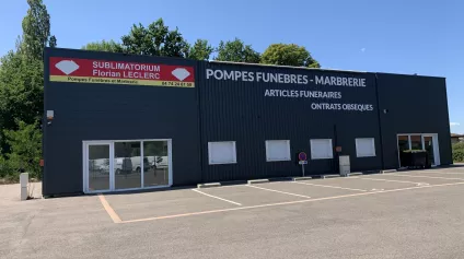 Local industriel - Vente - Bourg en Bresse - Offre immobilière - Arthur Loyd