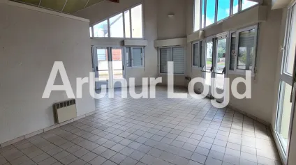 Local Professionnel ou Commercial à Louer ? Bretteville-sur-Odon - Offre immobilière - Arthur Loyd