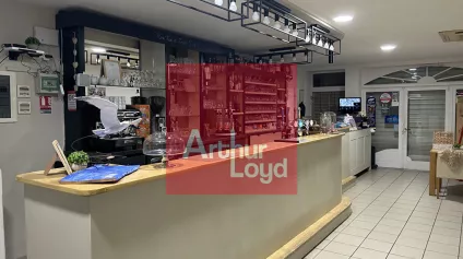 À vendre : Fonds de commerce et murs d'un restaurant & épicerie dans un emplacement privilégié - Offre immobilière - Arthur Loyd