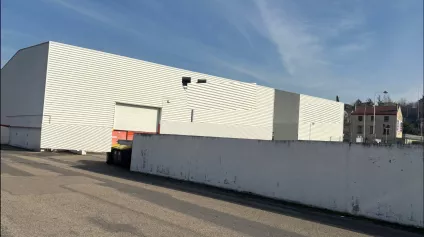 Locaux commerciaux à louer à L'HORME 42152 - Offre immobilière - Arthur Loyd