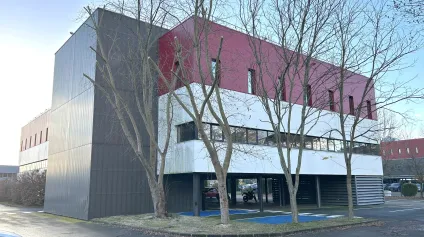 Bureaux en location à Mérignac avec parking extérieur clos - Offre immobilière - Arthur Loyd