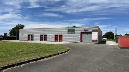 Locaux d'activité à louer à MARTIN EGLISE 76370 - Offre immobilière - Arthur Loyd