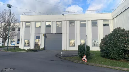 Cellule d'activité de 290 m² à louer - Offre immobilière - Arthur Loyd