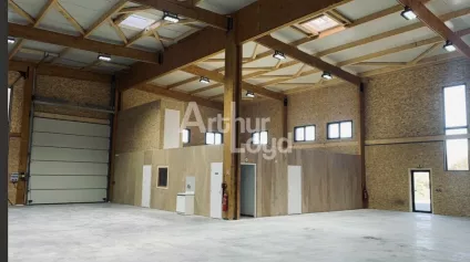 LOCAL D'ACTIVITE - ENTREPOT location à ALLONZIER LA CAILLE 74350 - Offre immobilière - Arthur Loyd