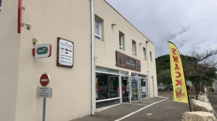 BUREAUX 134 m² DIVISIBLES A LOUER ZONE DU TUBE ISTRES - Offre immobilière - Arthur Loyd