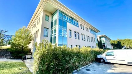 Location bureaux aix en provence comprenant des parkings - Emplacement strategique - Offre immobilière - Arthur Loyd