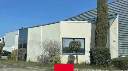 Bureaux avec stockage à louer à SAINT ROMAIN DE POPEY - Offre immobilière - Arthur Loyd