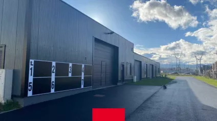Locaux d'activité à la vente à ARNAS - Offre immobilière - Arthur Loyd