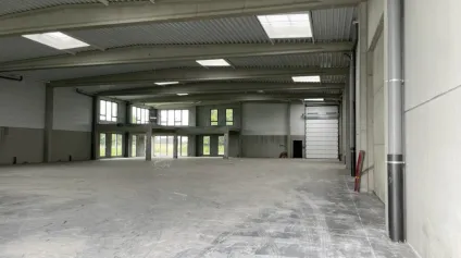 Locaux d'activité à louer à AVELIN 59710 - Offre immobilière - Arthur Loyd