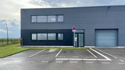 À LOUER - CELLULE NEUVE ZONE DE L'EUROPE À COQUELLES - Offre immobilière - Arthur Loyd